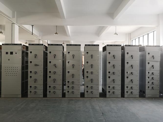 配电柜柜体选购与设计：从材质到安装的实用技巧