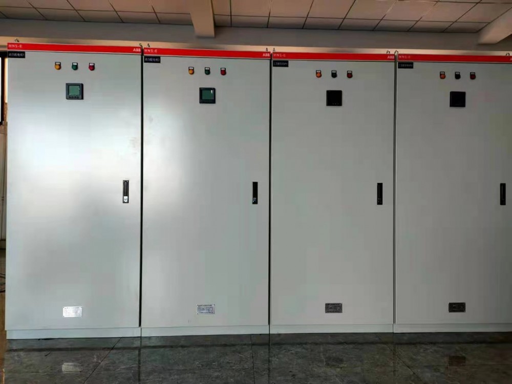 低压智能配电柜：如何为您的企业打造安全高效的电力中枢？
